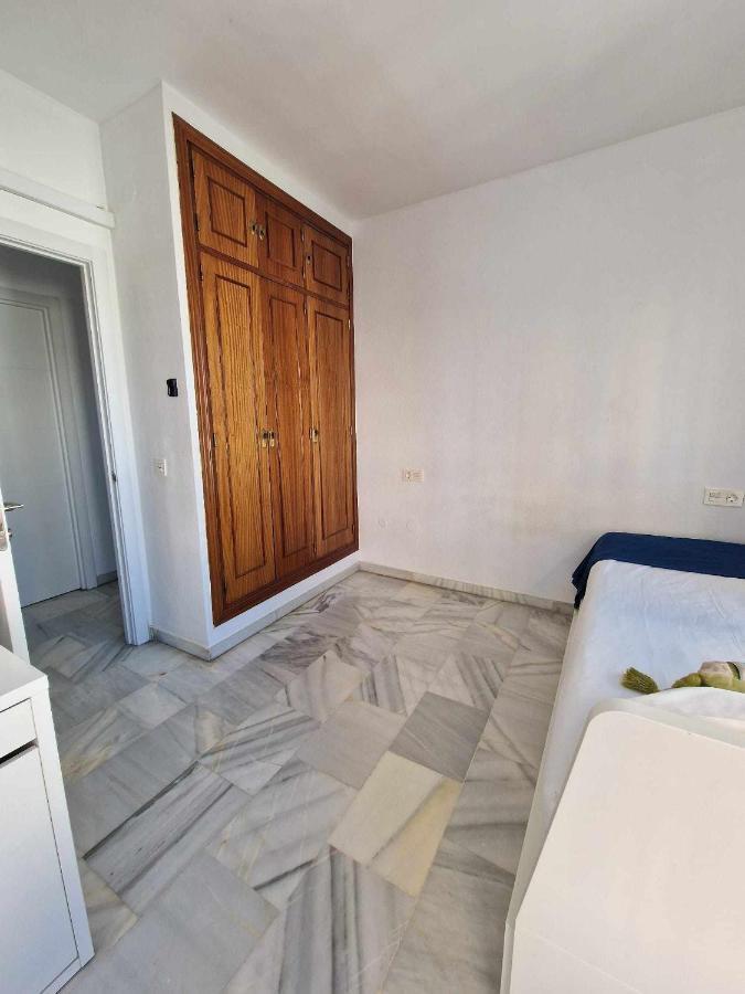 Atico Moderno Con Terraza Privada En Malaga Centro Leilighet Eksteriør bilde