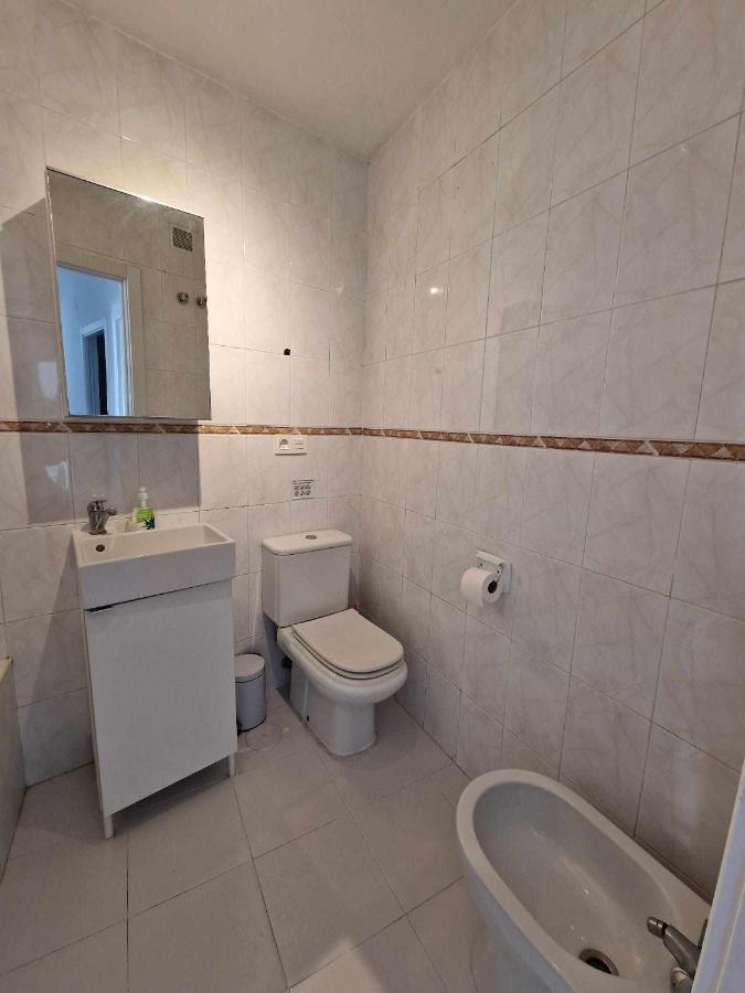 Atico Moderno Con Terraza Privada En Malaga Centro Leilighet Eksteriør bilde